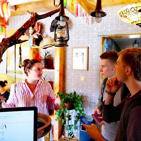 ג'אניה The Silk Road Travelers Hostel מראה חיצוני תמונה