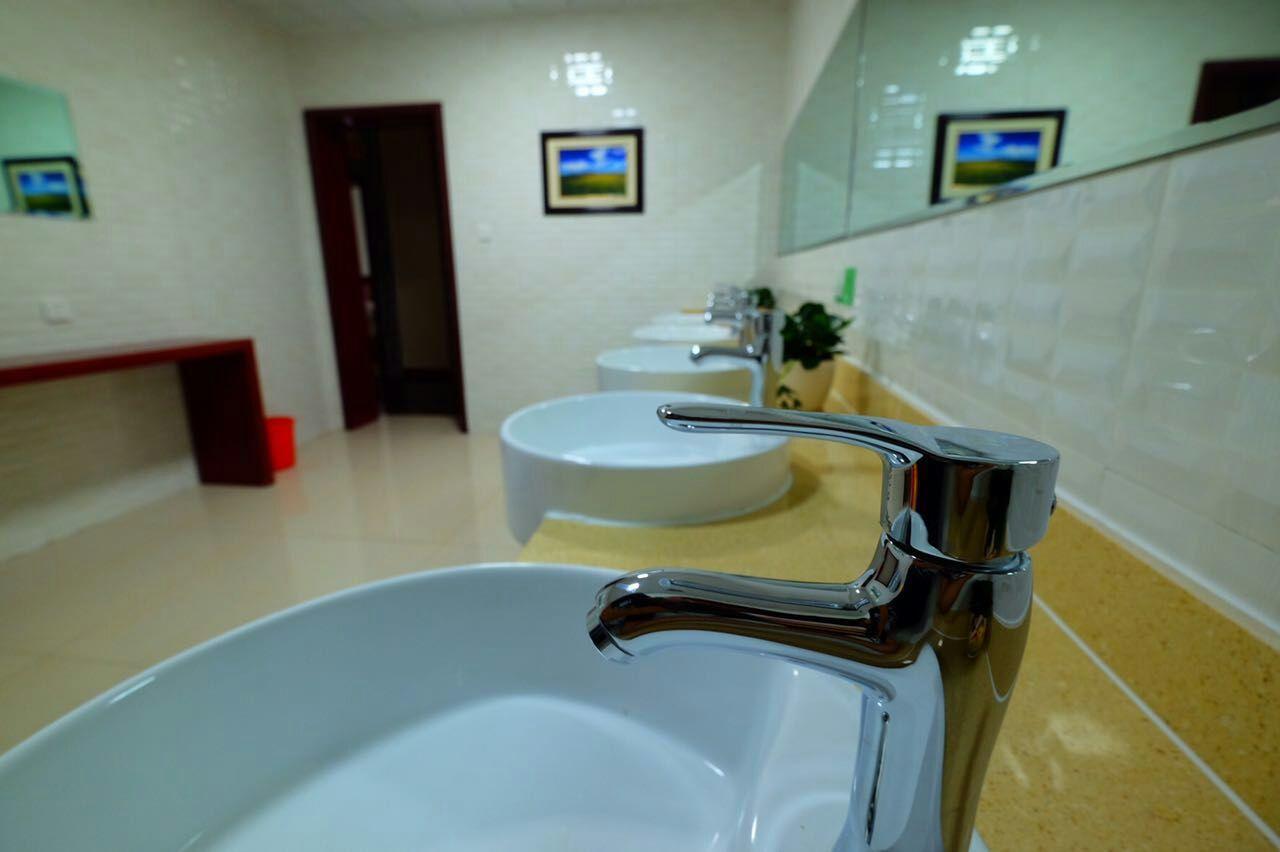 ג'אניה The Silk Road Travelers Hostel מראה חיצוני תמונה